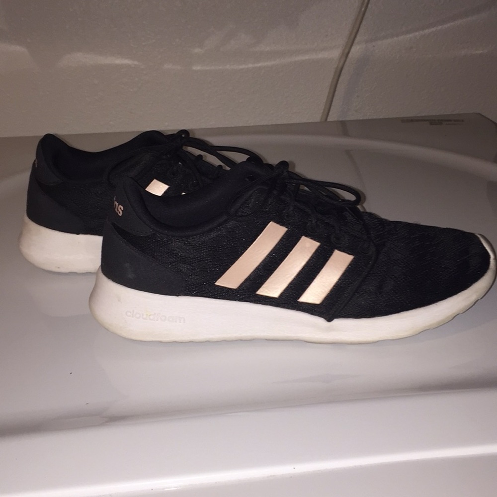 Adidas Cloudfoam running shoes